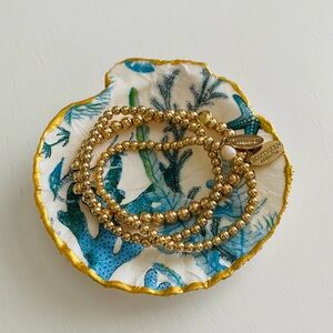 DECOUPAGED SCALLOP SEASHELL~perfect for your rings or earrings!Gr…